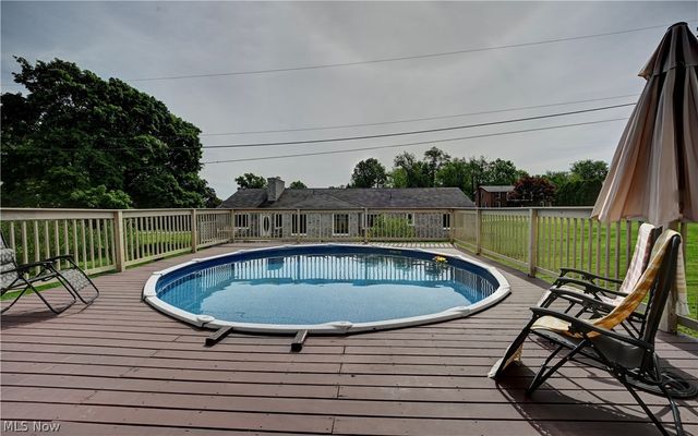 4528 Greenmeadow Avenue NW, Canton, OH 44709
