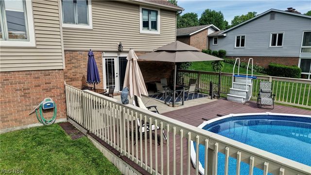 4528 Greenmeadow Avenue NW, Canton, OH 44709