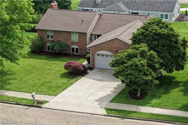 4528 Greenmeadow Avenue NW, Canton, OH 44709