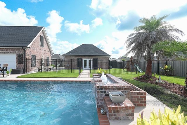 151 Gainsville Drive, Gray, LA 70359