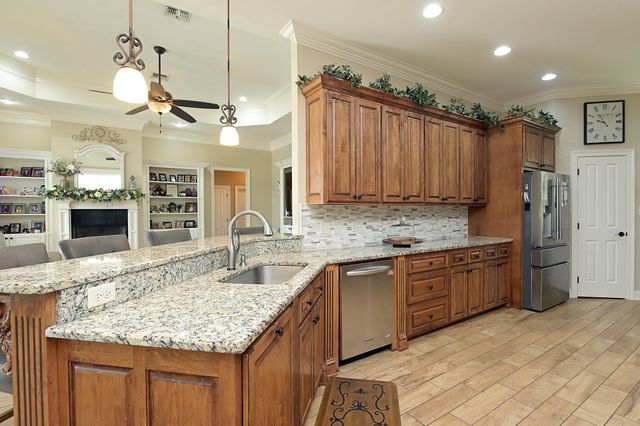 151 Gainsville Drive, Gray, LA 70359