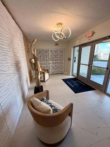 1701 S Ocean Dr 105, Hollywood, FL 33019