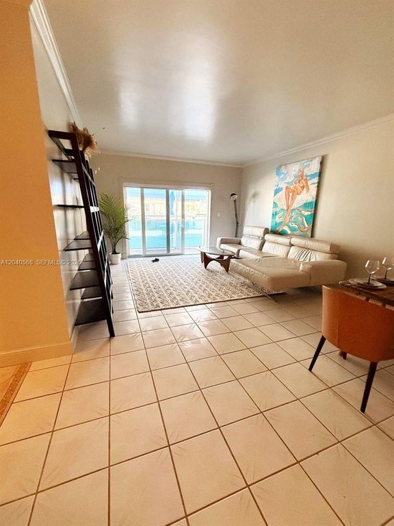 1701 S Ocean Dr 105, Hollywood, FL 33019