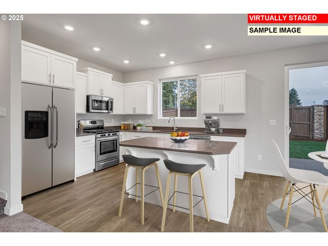 898 Windrow Ave Se, Albany, OR 97322