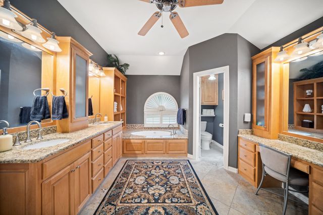 6400 Oak Hollow Drive, Burleson, TX 76028
