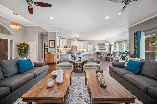 6400 Oak Hollow Drive, Burleson, TX 76028