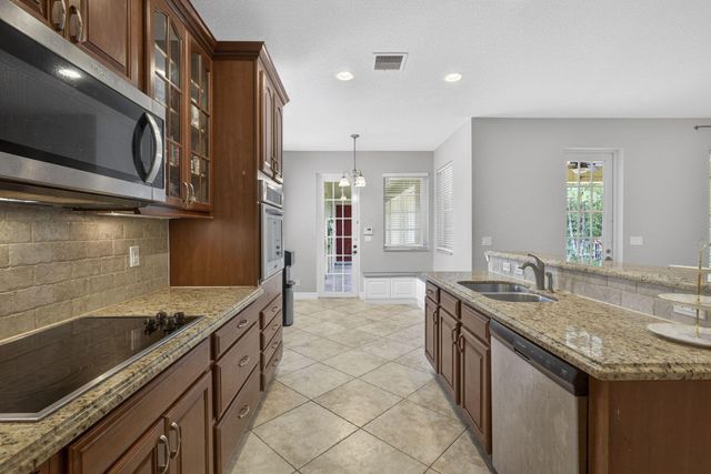 148 Glencullen Circle, Jupiter, FL 33458