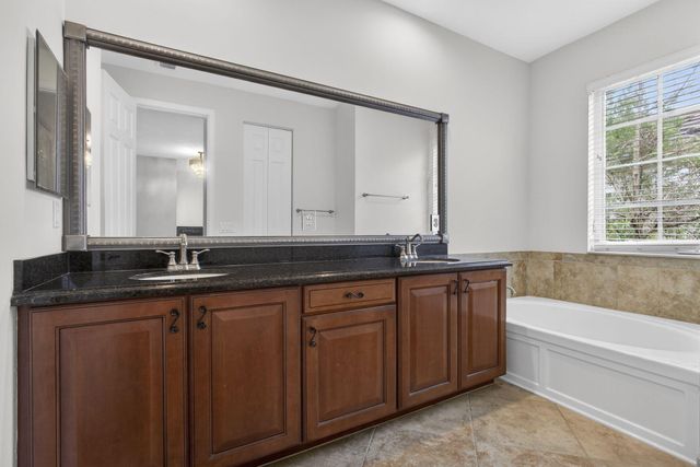 148 Glencullen Circle, Jupiter, FL 33458