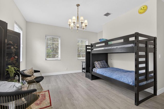 148 Glencullen Circle, Jupiter, FL 33458