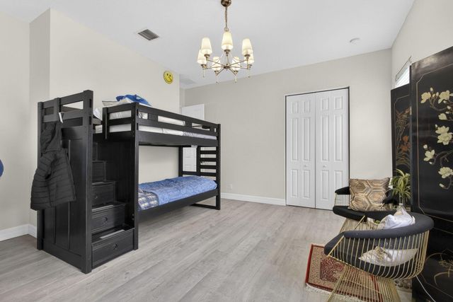 148 Glencullen Circle, Jupiter, FL 33458