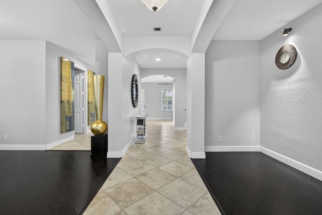 148 Glencullen Circle, Jupiter, FL 33458