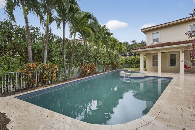 148 Glencullen Circle, Jupiter, FL 33458