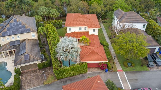 148 Glencullen Circle, Jupiter, FL 33458