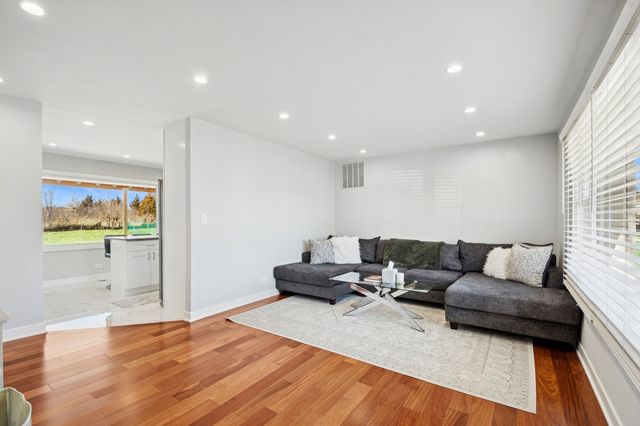 5308 Cinema Drive W, Hanover Park, IL 60133