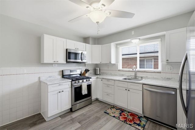 7436 Sharp Avenue, St Louis, MO 63116