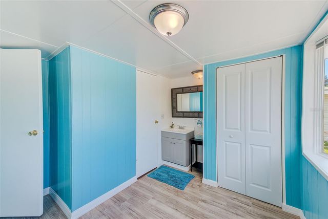 6580 SEMINOLE BOULEVARD 633, Seminole, FL 33772