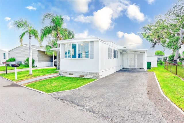 6580 SEMINOLE BOULEVARD 633, Seminole, FL 33772