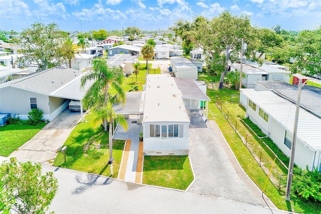 6580 SEMINOLE BOULEVARD 633, Seminole, FL 33772