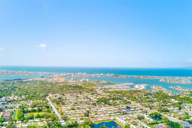 6580 SEMINOLE BOULEVARD 633, Seminole, FL 33772