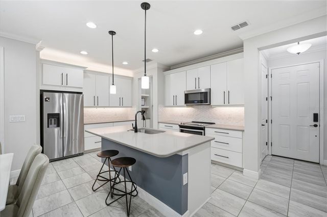 14305 PONDHAWK LANE, Tampa, FL 33625