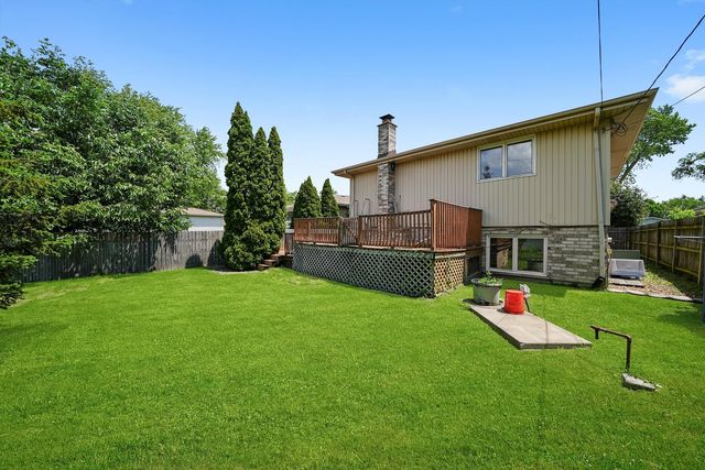 8410 S 78th Avenue, Bridgeview, IL 60455