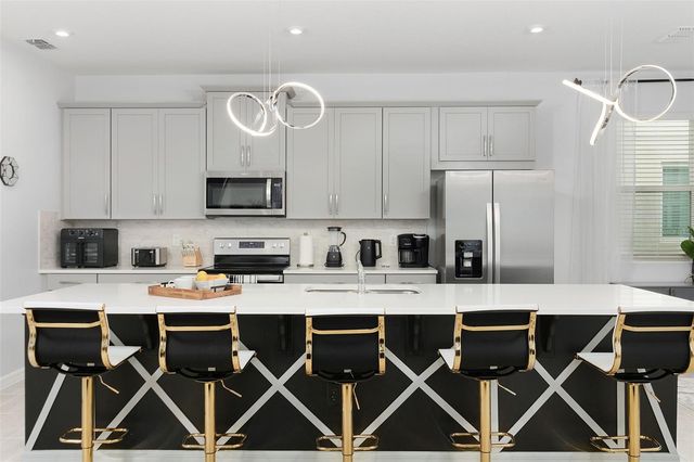 1829 TROPICAL PALMS CIRCLE, Kissimmee, FL 34747