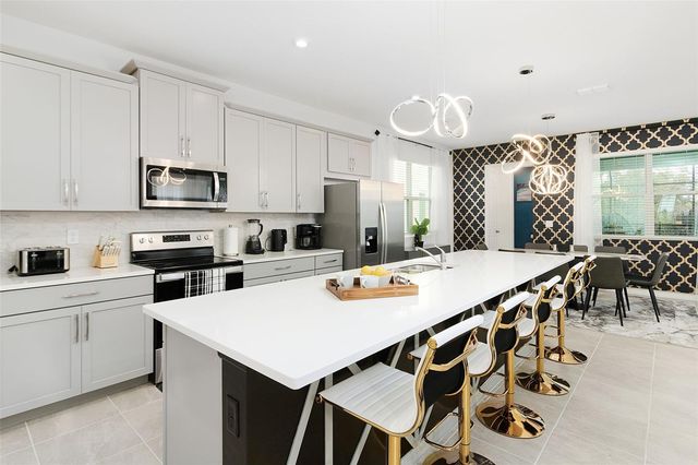 1829 TROPICAL PALMS CIRCLE, Kissimmee, FL 34747