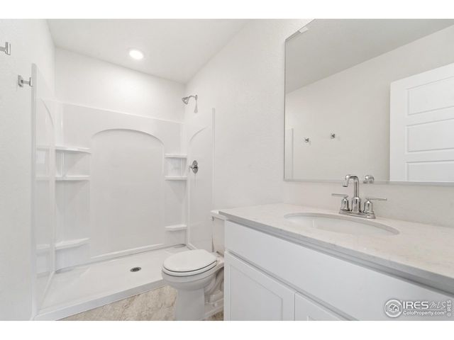 3864 Pinnacles Ct, Evans, CO 80620