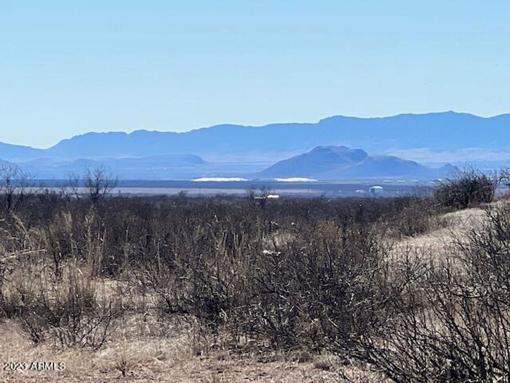 Image 2 of property listing at XXXX E INDIAN TRAIL Trail 144, Willcox, AZ 85643
