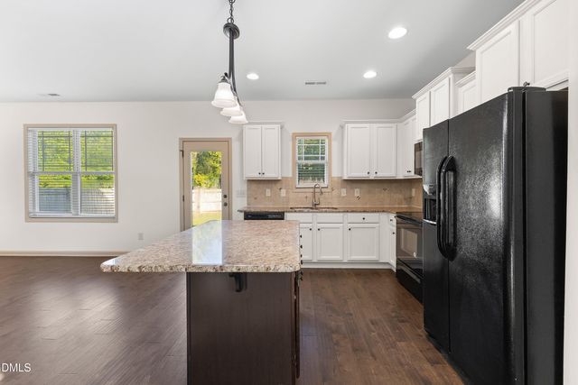 71 Golden Gate Parkway, Clayton, NC 27520
