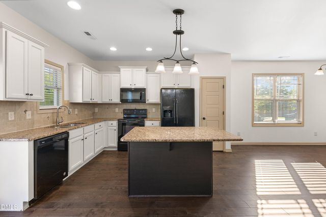 71 Golden Gate Parkway, Clayton, NC 27520