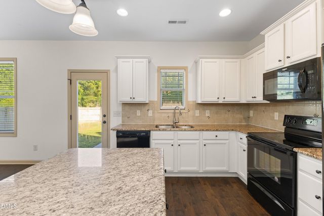 71 Golden Gate Parkway, Clayton, NC 27520