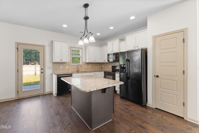 71 Golden Gate Parkway, Clayton, NC 27520