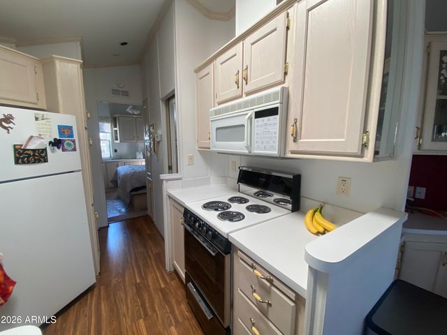 2381 S Pomo Avenue, Apache Junction, AZ 85119