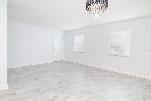 1115 RUE DES CHATEAUX 1A, South Pasadena, FL 33707