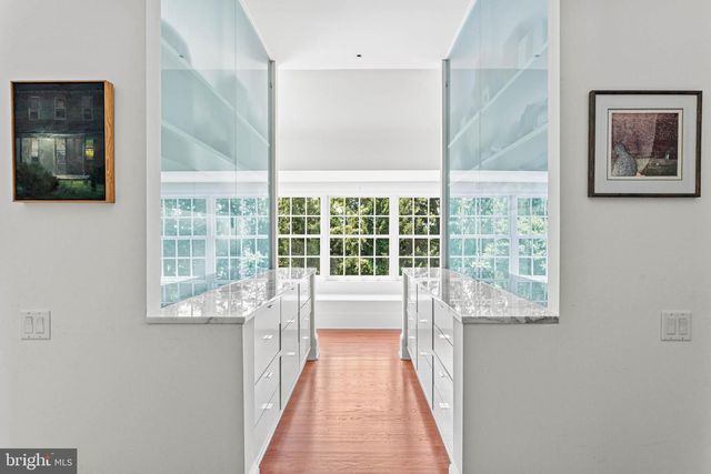 737 EAGLE FARM RD, Villanova, PA 19085