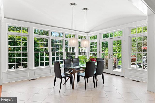 737 EAGLE FARM RD, Villanova, PA 19085