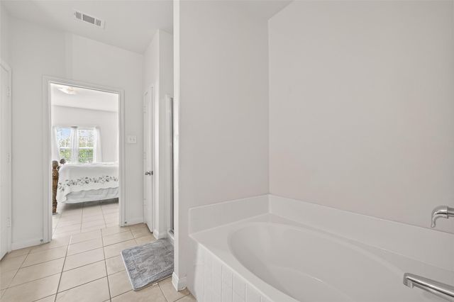 9811 Montana Sapphire Lane, Rosharon, TX 77583