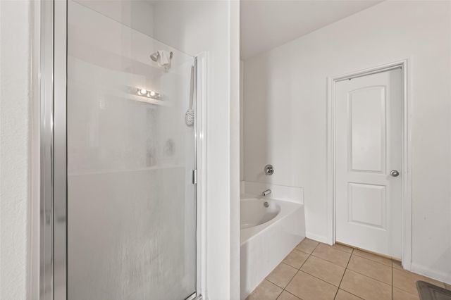 9811 Montana Sapphire Lane, Rosharon, TX 77583