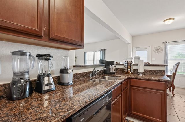 9811 Montana Sapphire Lane, Rosharon, TX 77583