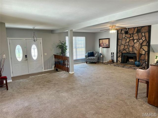 47 Julie Lane, St Peters, MO 63376