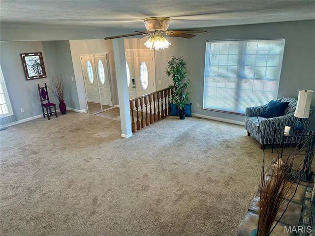 47 Julie Lane, St Peters, MO 63376