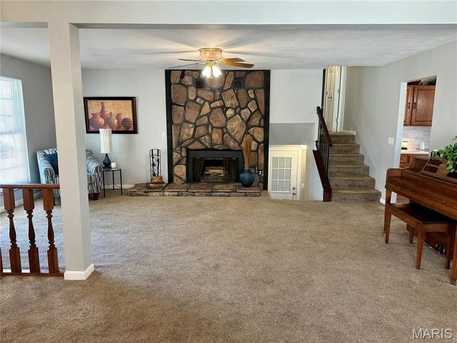 47 Julie Lane, St Peters, MO 63376