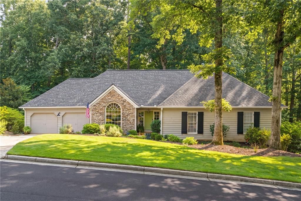 2735 Misty Morning Lane, Roswell, GA 30076