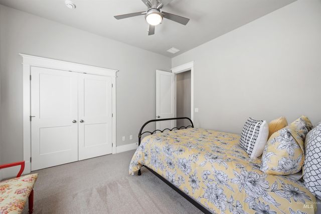 1864 N Heirloom Pl, Eagle, ID 83616