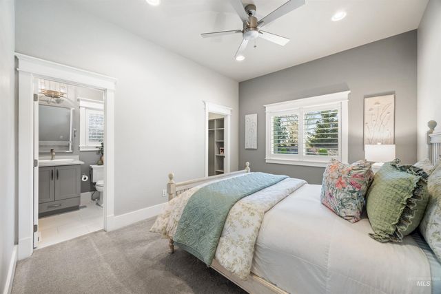 1864 N Heirloom Pl, Eagle, ID 83616