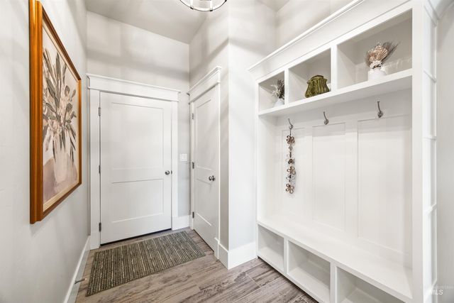 1864 N Heirloom Pl, Eagle, ID 83616