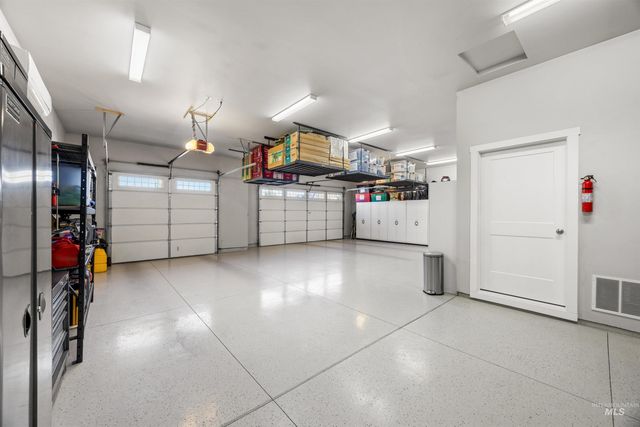 1864 N Heirloom Pl, Eagle, ID 83616