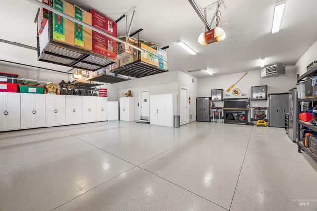 1864 N Heirloom Pl, Eagle, ID 83616