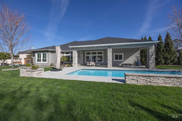 1864 N Heirloom Pl, Eagle, ID 83616